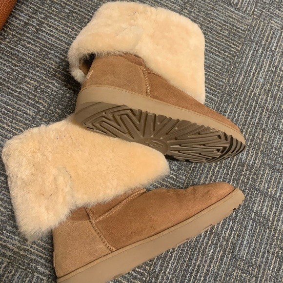 UGG Shoes - UGG Maylin Boots